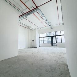 Space 18 (D12), Factory #560871141
